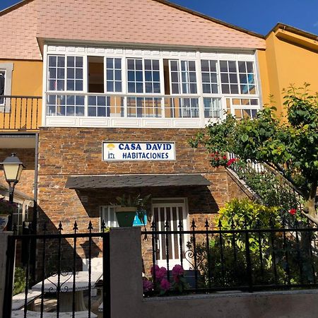 Casa David Hotel Triacastela Bagian luar foto