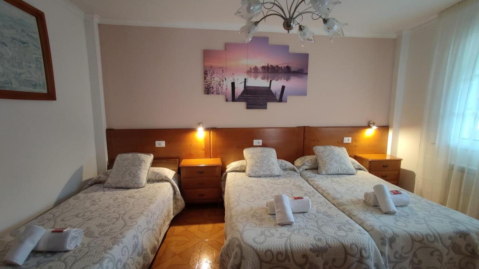 Casa David Hotel Triacastela Bagian luar foto