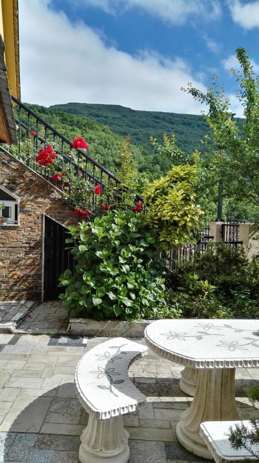 Casa David Hotel Triacastela Bagian luar foto